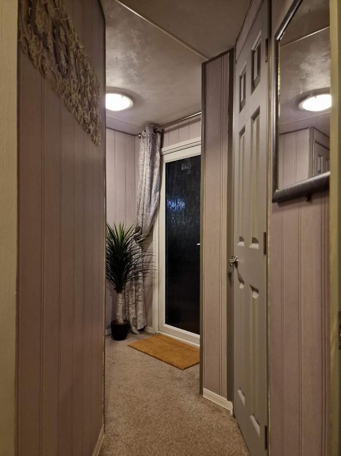 Inviting 3-bed Caravan In Chalet
