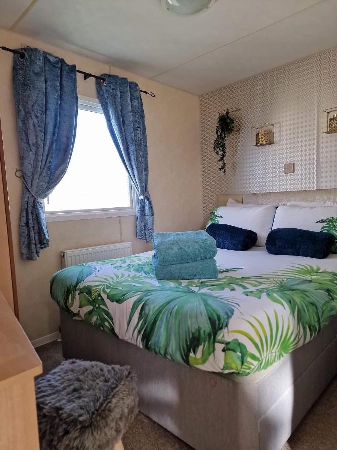 Inviting 3-bed Caravan In *