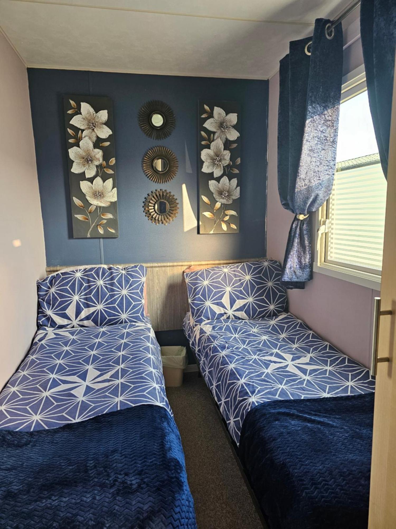 Inviting 3-bed Caravan In Porthcawl