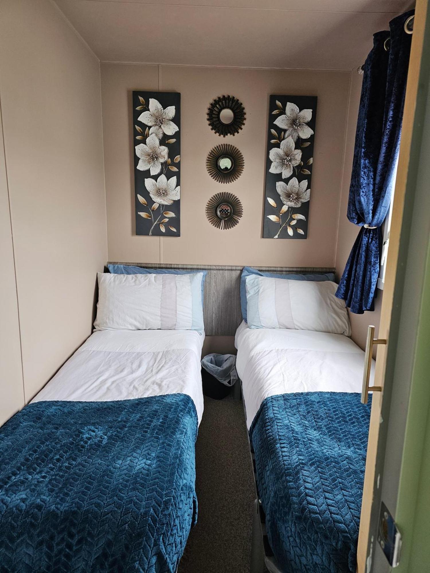 Inviting 3-bed Caravan In *