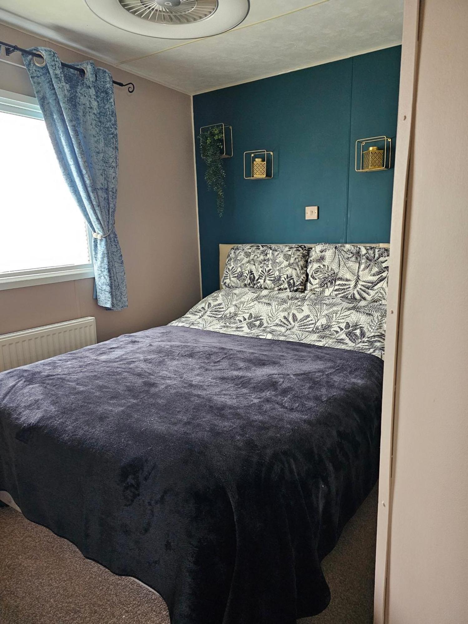 Inviting 3-bed Caravan In * Porthcawl